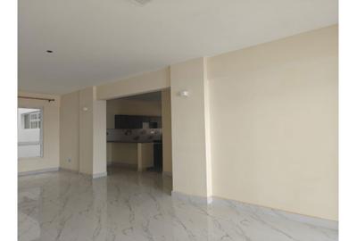 4 Bed Apartment with En Suite in Parklands - 3