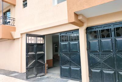 2 Bed Apartment with Parking at Kigwathi Road