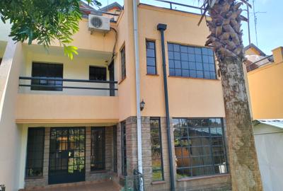 5 Bed Townhouse with En Suite in Lavington
