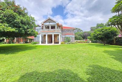 5 Bed Townhouse with En Suite in Thigiri