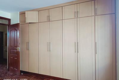 2 Bed Apartment with En Suite at Kindaruma Road - 2