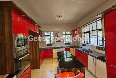 4 Bed Villa with En Suite in Kitisuru - 3