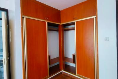 3 Bed Apartment with En Suite in Kileleshwa - 4