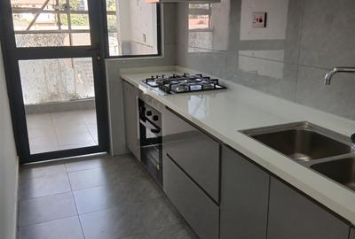 2 Bed Apartment with En Suite in Kilimani - 4