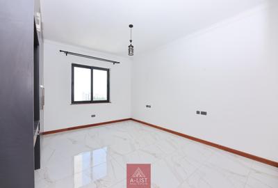 3 Bed Apartment with En Suite at Nyando Road - 3