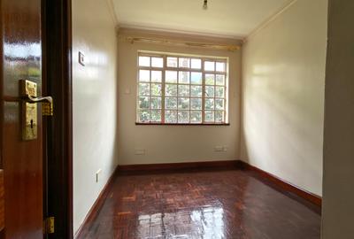 4 Bed Townhouse with En Suite in Kiambu Road - 3