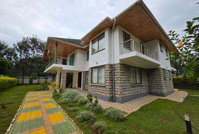 6 Bed House with En Suite in Karen - 4