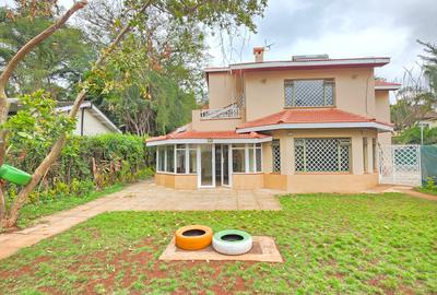 4 Bed Townhouse with En Suite at Lavington Green - 2