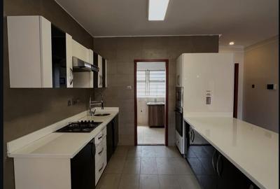 2 Bed Apartment with En Suite at Kileleshwa Area - 3