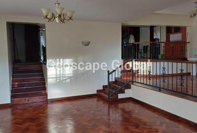 5 Bed House with En Suite in Runda - 3
