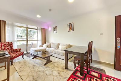 Serviced 1 Bed Apartment with En Suite in Nyari - 2