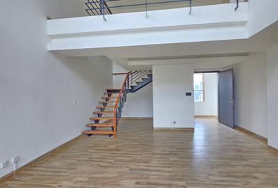 4 Bed Apartment with En Suite at Riverside Drive - 4