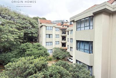 3 Bed Apartment with En Suite at Lavington