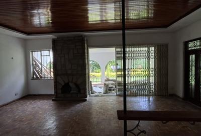 4 Bed House with En Suite in Muthaiga - 4