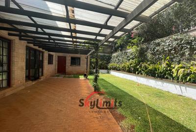 5 Bed Townhouse with En Suite at General Mathenge - 2