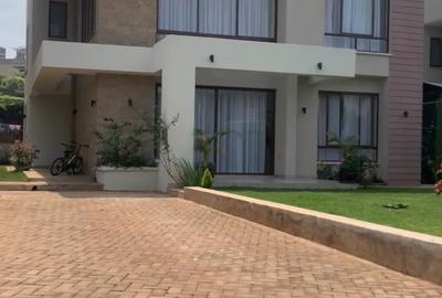4 Bed Townhouse with En Suite at Runda