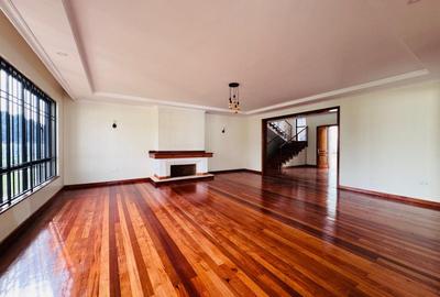 5 Bed Villa with Swimming Pool in Loresho