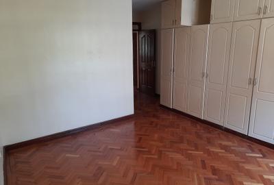 3 Bed Apartment with En Suite in Riara Road