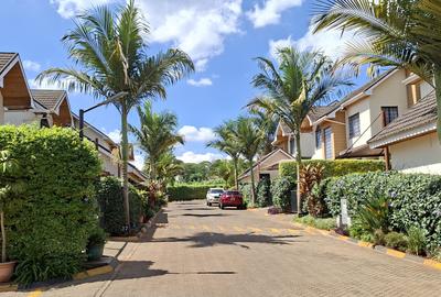 4 Bed Townhouse with En Suite in Kiambu Road - 3