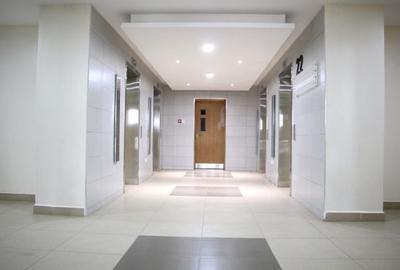 1,200 ft² Office with Service Charge Included at Upperhill Area