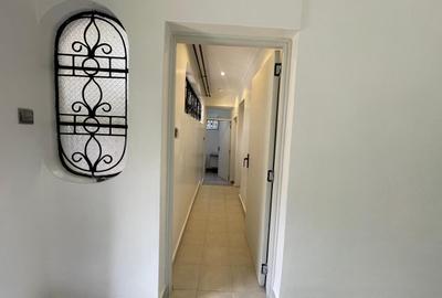 2 Bed House with En Suite at Karen