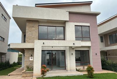 4 Bed Villa with En Suite in Kiambu Road - 2