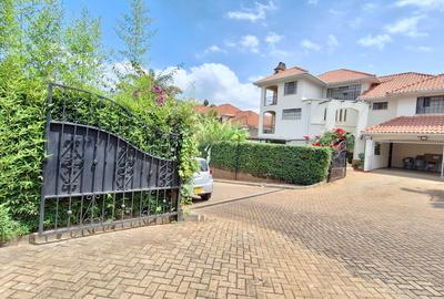 4 Bed Townhouse with En Suite at Shanzu Road. - 2