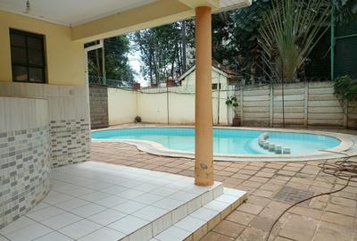 4 Bed House with En Suite at Near Vihiga Road