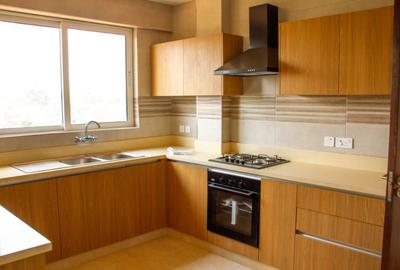 Furnished 2 Bed Apartment with En Suite in Westlands Area