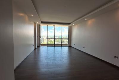 3 Bed Apartment with En Suite in Brookside - 2