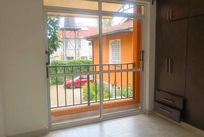 1 Bed House with En Suite in Nyari - 3