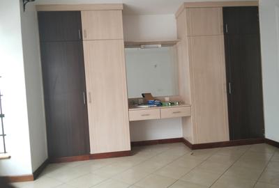 2 Bed Apartment with En Suite in Kilimani