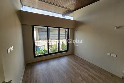 4 Bed Townhouse with En Suite in Kiambu Road - 3
