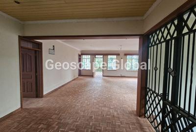 5 Bed House with En Suite in Thigiri