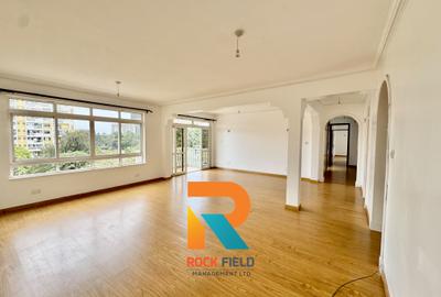 3 Bed Apartment with En Suite in Brookside