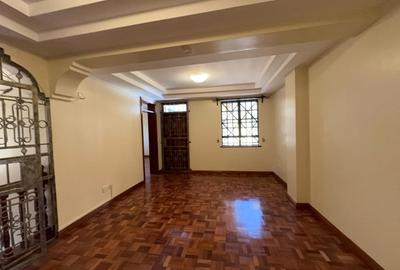 5 Bed Townhouse with En Suite in Kileleshwa - 4
