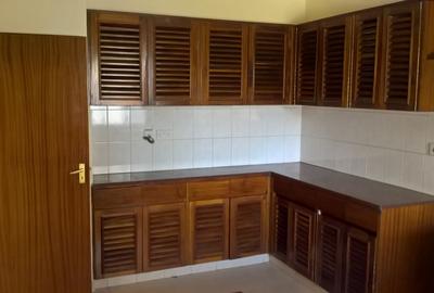 3 Bed Apartment with Parking in Hurlingham