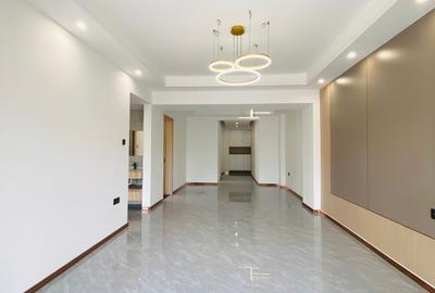 2 Bed Apartment with Swimming Pool in Riverside - 2