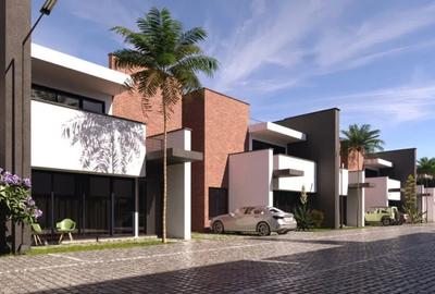 4 Bed Villa with En Suite at Link Road - 2