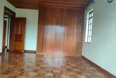 4 Bed House with En Suite at Muteero