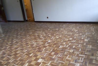 3 Bed Apartment with En Suite in Westlands Area - 2