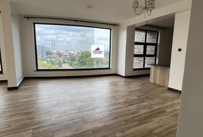 4 Bed Apartment with En Suite in Westlands Area - 4