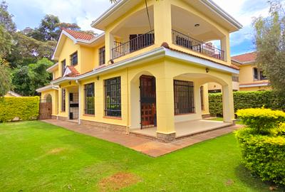 5 Bed Townhouse with En Suite at Lavington