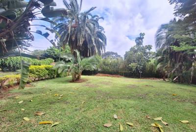 5 Bed House with En Suite at Hill View - 4