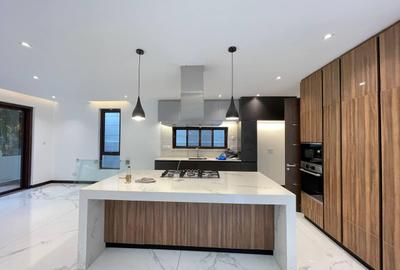 4 Bed Townhouse with En Suite at Peponi Road - 3