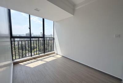 1 Bed Apartment with En Suite in Riverside