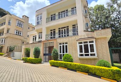 5 Bed Townhouse with En Suite at Lavington Green - 2