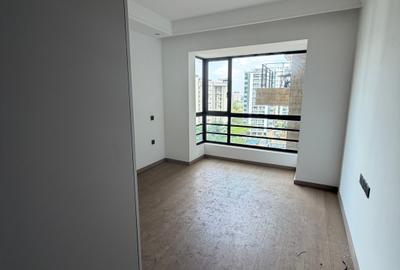 2 Bed Apartment with En Suite in Riverside - 3