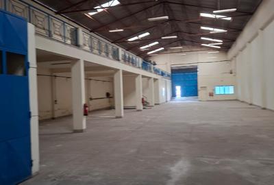 10,000 ft² Warehouse with Backup Generator in Embakasi - 3