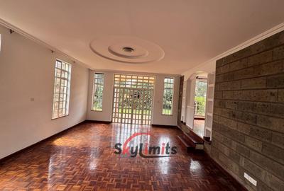 4 Bed Townhouse with En Suite at Redhill Rd - 3
